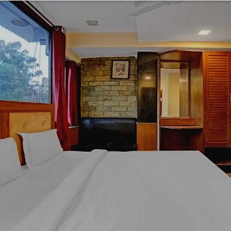 Oyo 75948 Hotel Tushar Continental ニューデリー エクステリア 写真