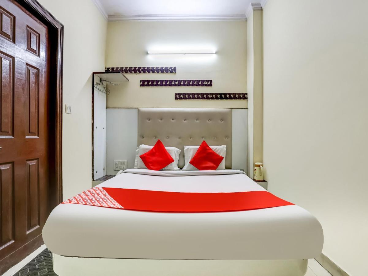 Oyo 75948 Hotel Tushar Continental ニューデリー エクステリア 写真