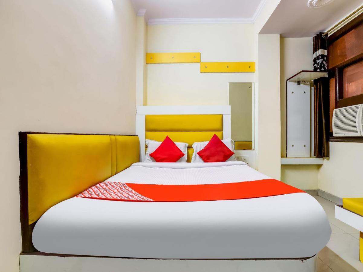 Oyo 75948 Hotel Tushar Continental ニューデリー エクステリア 写真